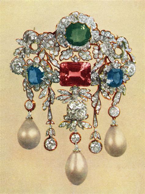 The Story Of The Romanov Crown Jewels And Russias Efforts To Sell Them