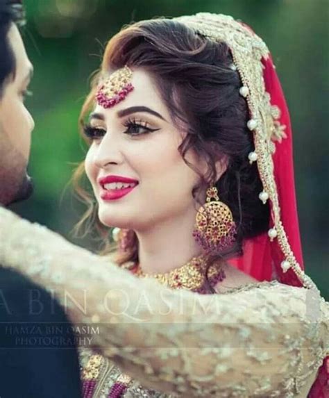 Pin By Maya Khaani On Bridal Pics Pakistani Bridal Makeup Pakistani Bride Hairstyle Bridal