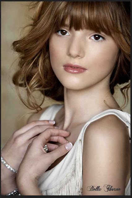 Bella Thorne American Actress And Model Stars Photo