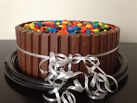 M Kit Kat Cake Filled With Chocolate Fuge Cakechocolate Mousse Layer