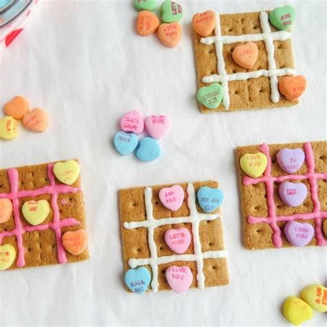 25 Valentines Day Snacks Kids Will Love Valentines Party Food
