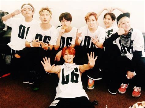 We have an extensive collection of amazing background images carefully chosen by our community. Pin on bangtan sonyeondan.