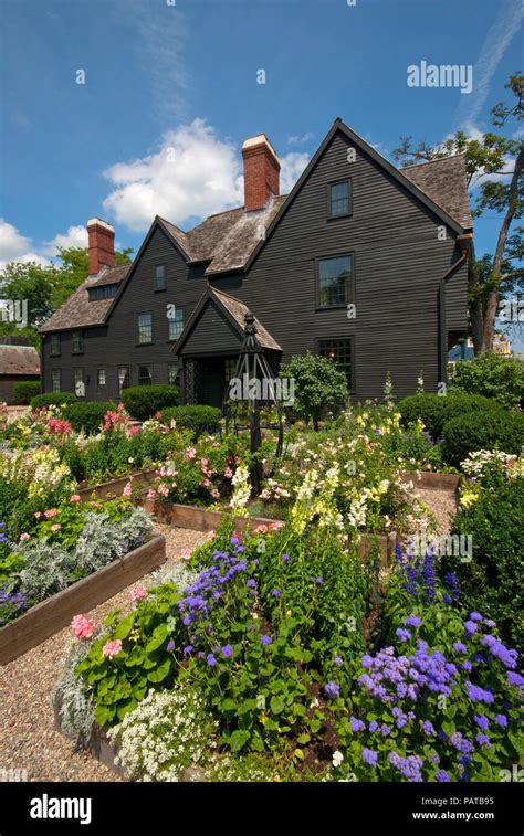 House Of Seven Gables Salem Hi Res Stock Photography And Images Alamy