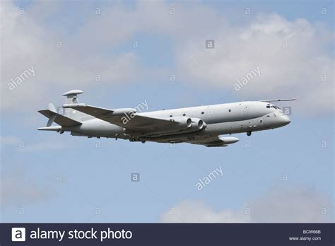 Bae Systems Nimrod Mr4 Hi Res Stock Photography And Images Alamy
