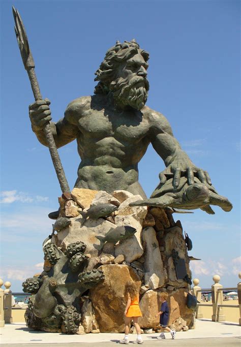 صورة ذات صلة Neptune statue Mythology Statue