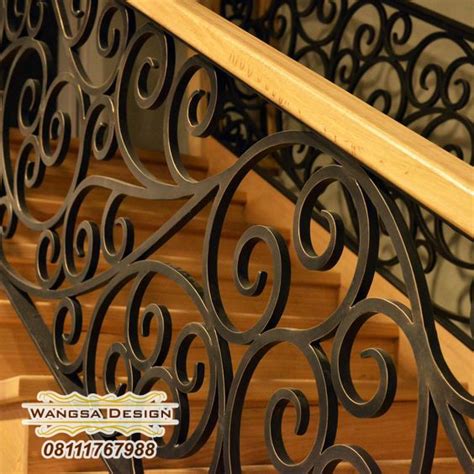 Railing Tangga Besi Tempa Klasik Wrought Iron Staircase Wrought Iron