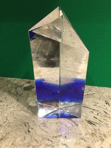 Microsoft 5 Year Award Crystal Glass Sculpture By Steven Weinberg