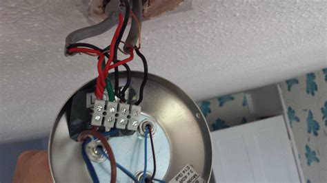 electrical ceilling light wont switch     installation home improvement stack