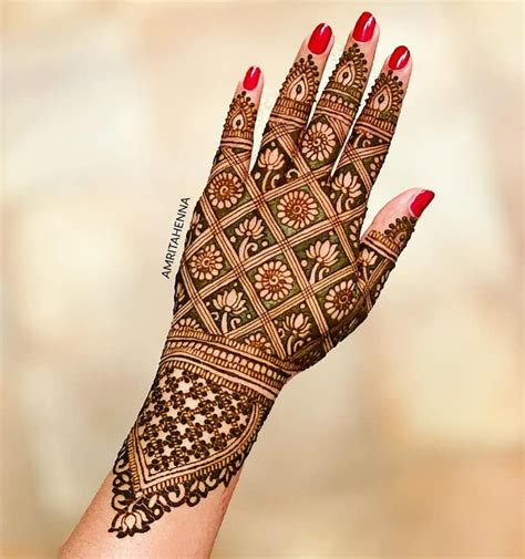 Stunning Right Hand Mehndi Designs To Inspire Your Own Hands The Best Porn Website