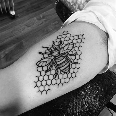 Why Are People Getting Bee Tattoos In Solidarity With Manchester