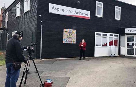 Swadlincote School Is Filmed For Tv Channels Feature On Unsung Heroes