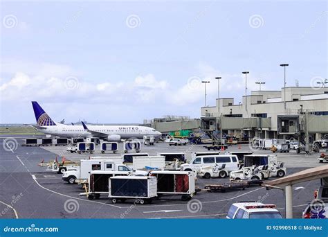 Honolulu Hawaii Usa May 31 2016 United Airline Aircraft At