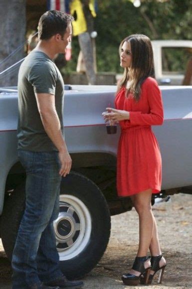 Zoe Harts Red Dress And Blackbrown Shoes On Hart Of Dixie Season 2