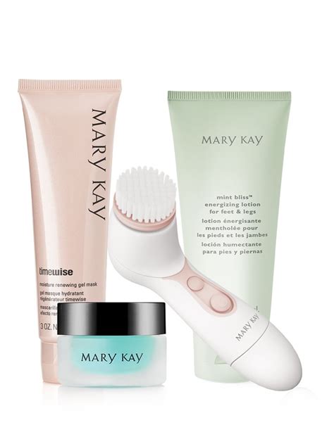 A cool mint formula that helps tired feet and legs feel revived. Before the Big Day Set | Mary Kay