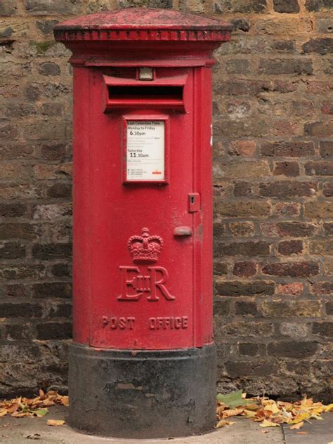E2r Pillar Box 1970s London Letter Box Study Group