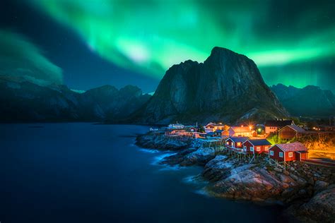 12 Best Northern Lights Cruises For A Spectacular Adventure