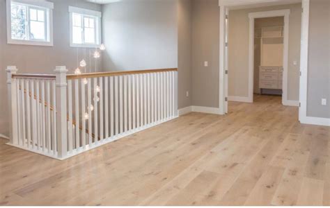 For common areas (such as living rooms, family rooms, etc.) generally lighter is better when it comes to. Hardwood Floor Color Trends 2019 in 2020 | Hardwood floor ...