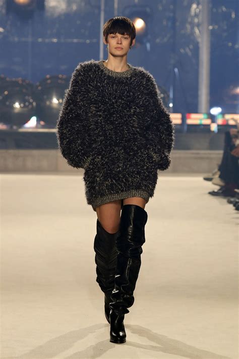 Isabel Marant Ready To Wear Fashion Show Collection Fall Winter 2022