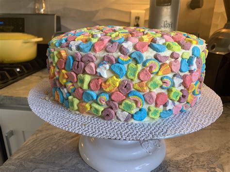 Lucky Charms Funfetti Cake With Cream Cheese Buttercream — Hangry District