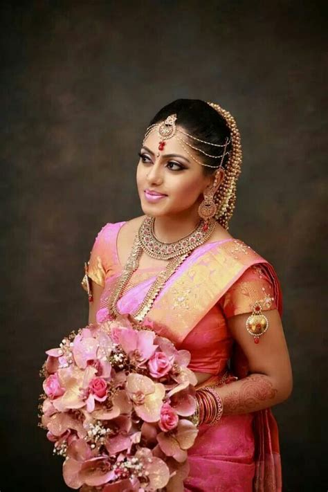 See more ideas about wedding, wedding dress keepsake, recycle wedding dress. Srilankan tamil bride- Flowers # idea | Wedding saree ...