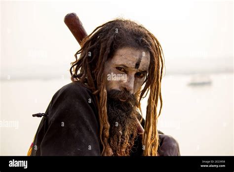 Baba Aghori Hi Res Stock Photography And Images Alamy