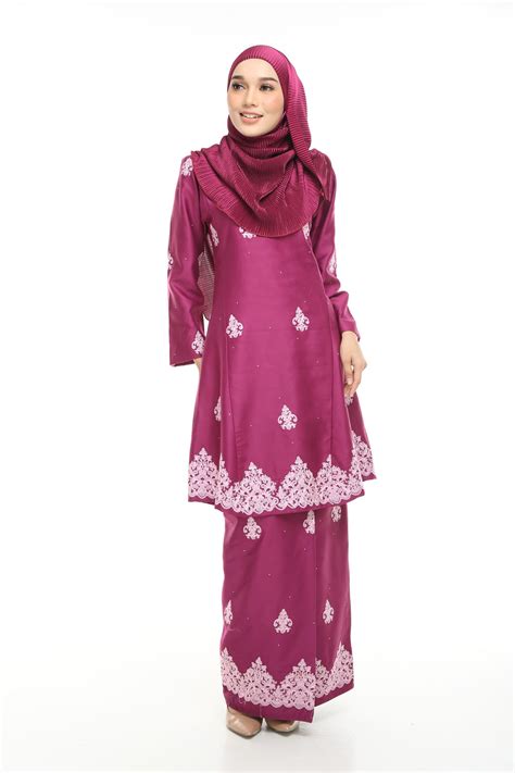 Pakaian Tradisional Melayu Untuk Wanita Berjiwa Klasik Ceriasihat Vlrengbr