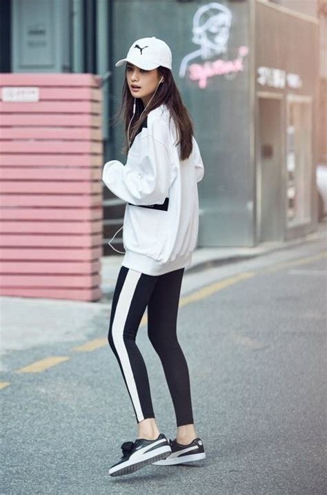 Pin By Dell Brevard On Nana Sporty Outfits Athleisure Outfits