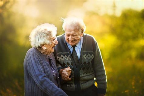 Fotografía A Parejas Mayores Y El Resultado Es Maravilloso Elderly