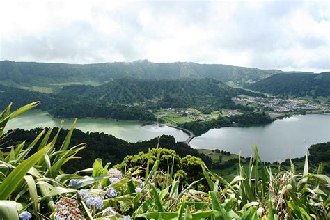 It is an ultra peripheral area of the european union. Geoparque de las Azores - Azores Geopark - qaz.wiki