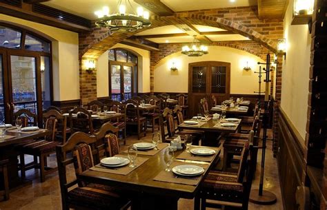 Yerevan Restaurants Iarmenia Armenian History Holidays Sights Events