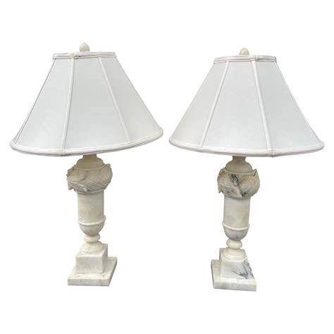 Art Deco Pair Of Italian Alabaster Medici Urn Table Lamps At Stdibs