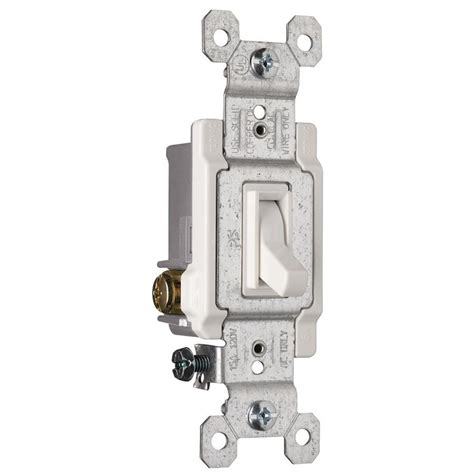 Legrand Pass And Seymour 15 Amp 3 Way White Framed Toggle Light Switch At
