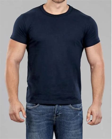 6 Best T Shirts For Muscular Men 2021 Guide The Modest Man Photos