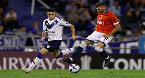 Vélez Sarsfield Perdió 2 1 Ante Nacional Y Es último En El Grupo C De