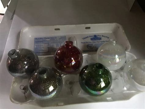 Diy Glitter Ornaments Which Is Better Floor Wax Or Polycrylic