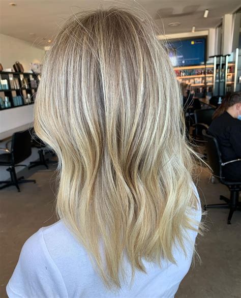 Emma Hair Melbourne On Instagram Beachy Hair Coloured With Wellapro Anz