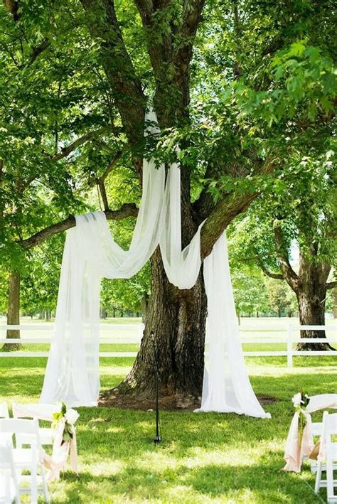 Pin By Katie Drake On Wedding Time Wedding Ceremony Decorations
