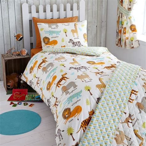 Toddler bedding sets are made to fit a toddler bed or cot bed and measure 120 x 150 cm and require a junior sized duvet insert. JUNIOR DUVET COVER SETS TODDLER BEDDING DINOSAUR CHRISTMAS ...