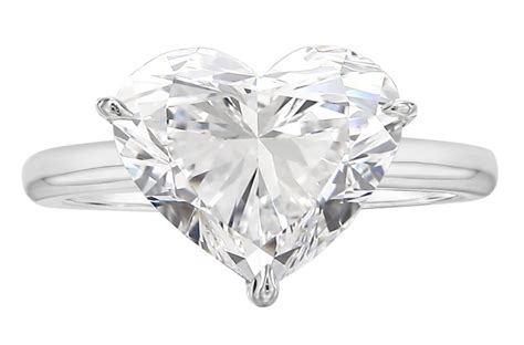Exceptional Gia Certified 2 Carat Heart Shape Diamond Solitaire For