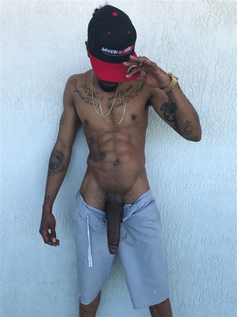 Negro Con Una Verga Super Mega Grande Y Gruesa Tema Gay Porno Sexo Fotos Xxx Machos Gay Pene