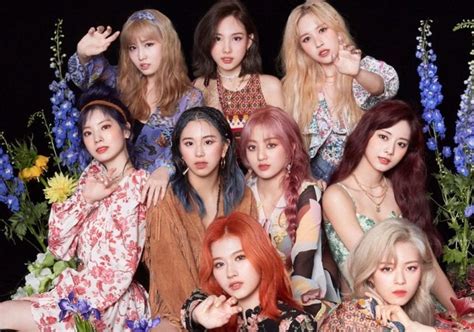 twice set a new record for the most album sales by girl group with ‘more and more zapzee