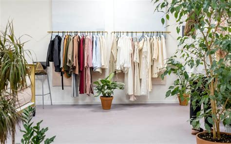 20 Sustainable Clothing Brands To Support Green With Less