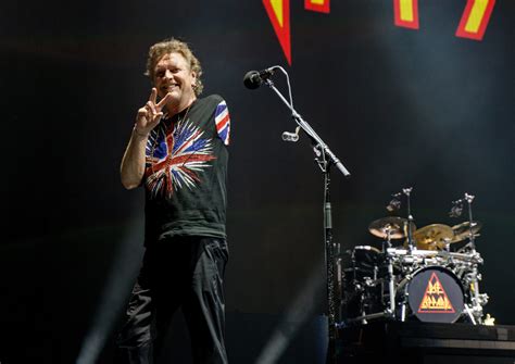 Def Leppard Drummer Rick Allen Has New Solo Art Exhibition At Phipps Plaza Wabe