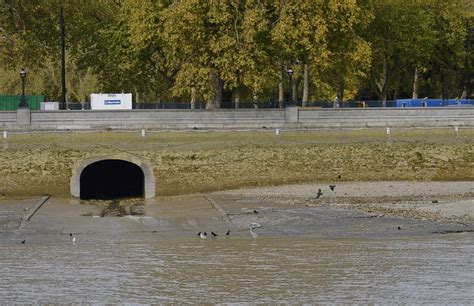 How Londons Lost Underground Rivers Could Help Curb Carbon Emissions