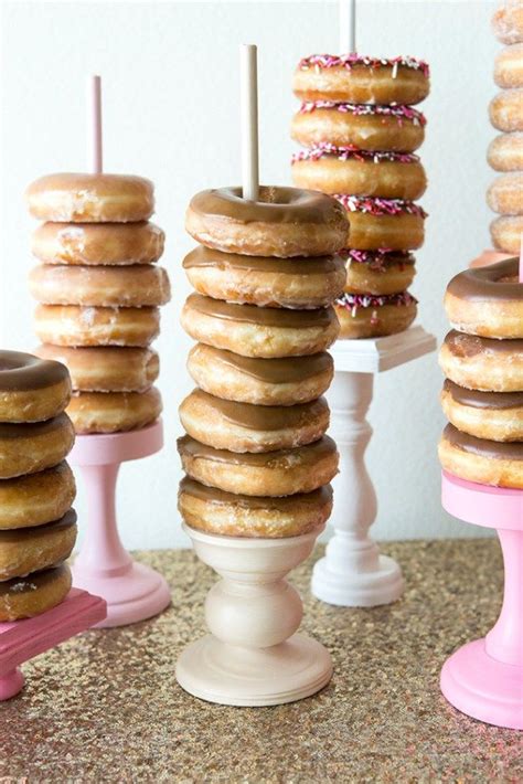 You Have To See This Adorable Diy Wedding Donut Bar Donut Bar