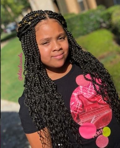 Girls with long hair can tie up many styles of hair. Box Braids With Crown
