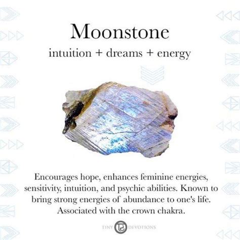 Moonstone Meaning Healing Properties And Jewelry Jewelryjealousy
