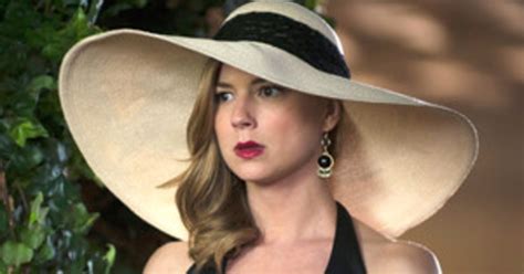 goodbye emily thorne revenge s leading lady takes on a new identity—watch now e news