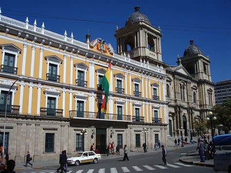 Last minute hotels in la paz. File:Palacio Quemado (Palacio de Gobierno) y Catedral ...