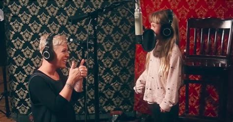 Pink And Willow Hart Sing A Million Dreams Together Video Popsugar